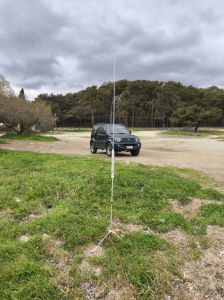 das Jimny Shack und Antenne